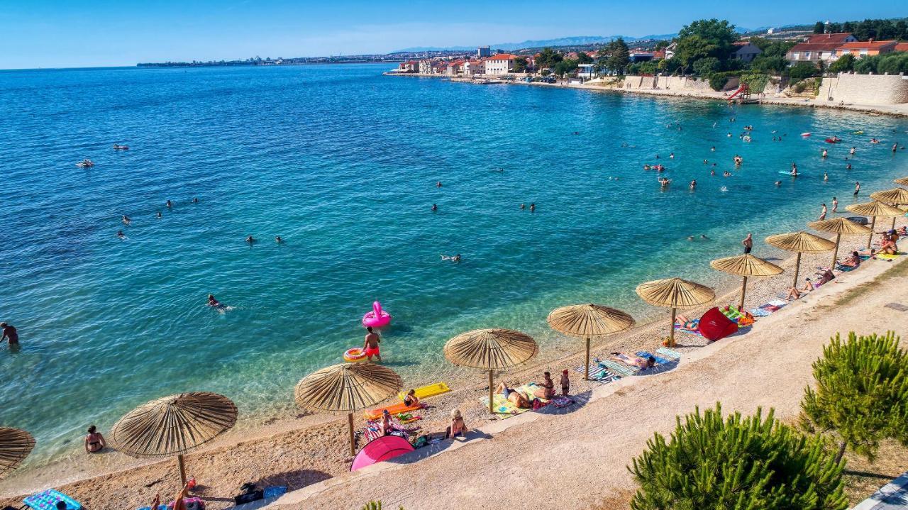 Luxury Apartments Monika Near The Sea With Private Parking Бибинє Екстер'єр фото
